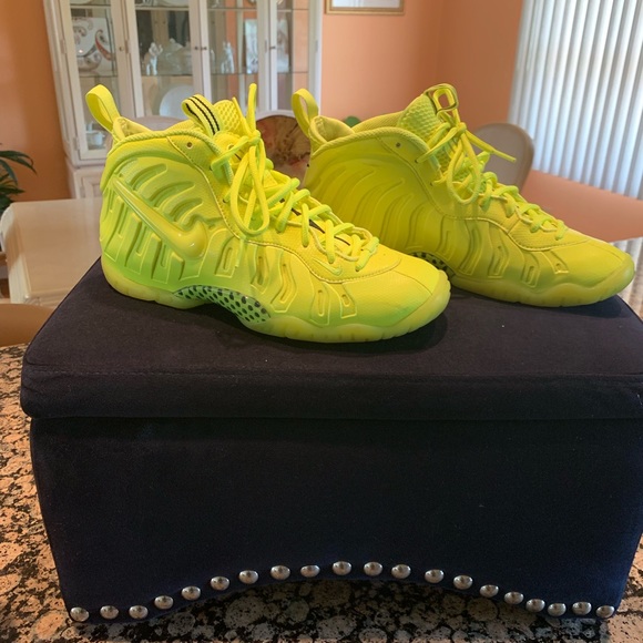 Nike sneakers - Picture 1 of 1